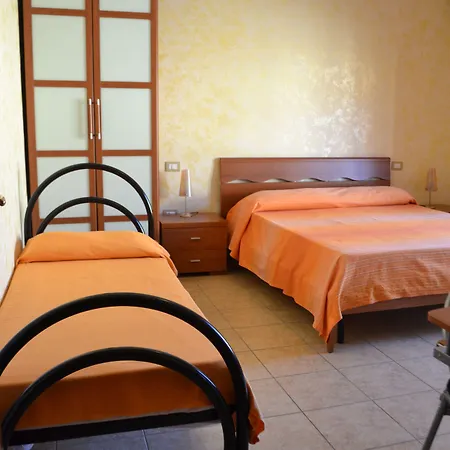 Bed & Breakfast Sa Marina La Caletta