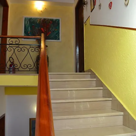 Bed & Breakfast Sa Marina La Caletta