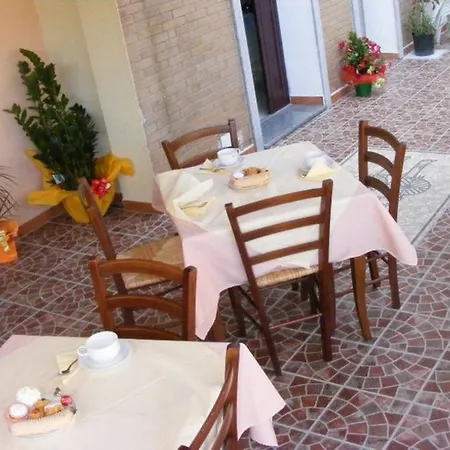 Sa Marina Bed & Breakfast *